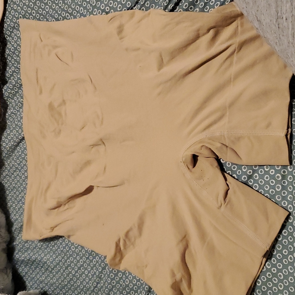 2 maternity shapewear